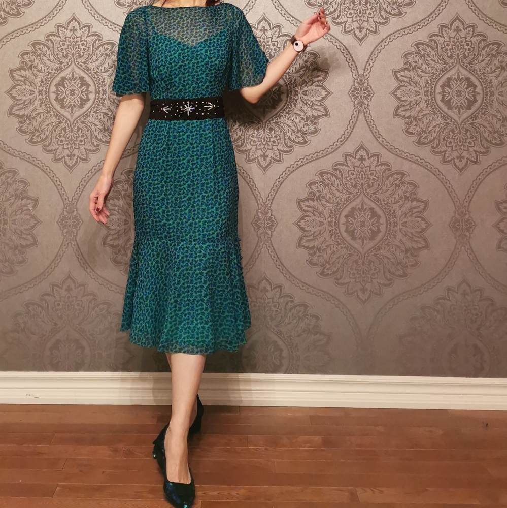 L.K.BENNET LONDON NWOT 100% silk dress